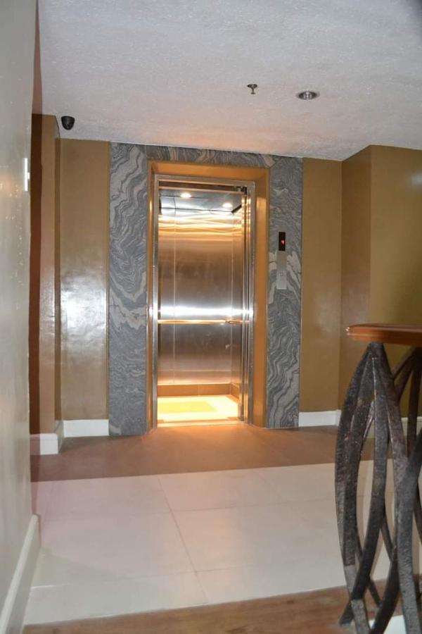 Annex Hotel Tavern Surigao Esterno foto